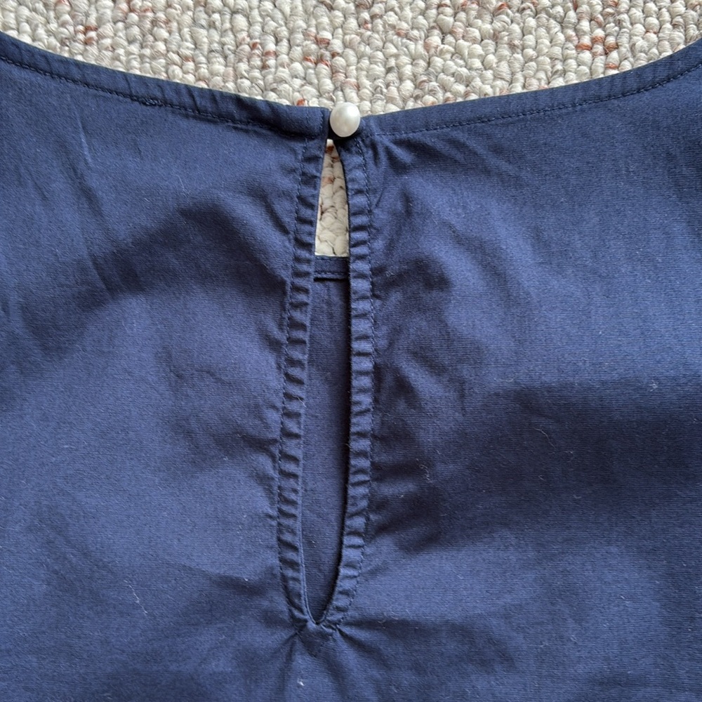 NWOT Vineyard Vines Navy Blue Top - Picture 5 of 6
